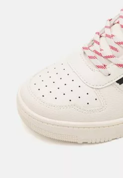 Friboo Sneakers Hoog - Off White 11 Friboo Sneakers Hoog - Off White -Aanbiedingen Elegant Schoenen Winkel 0aa73f259caf4fc9b6e9578882fa4b11