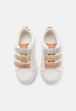 Friboo Sneakers Laag -Aanbiedingen Elegant Schoenen Winkel 2da0caeb507d4414b4523dc4659b9a0f