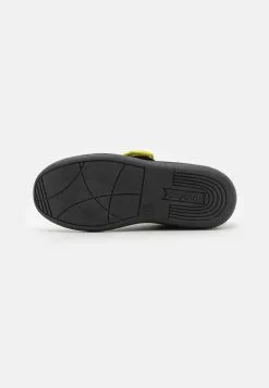 Friboo STAR WARS STORMTROOPER - Pantoffels -Aanbiedingen Elegant Schoenen Winkel 6a3c39388d684449b22ed87187f504e9