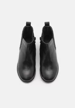 Friboo Leather - Korte Laarzen - Black -Aanbiedingen Elegant Schoenen Winkel bc6224f9001f4d628911f8ad663527b2