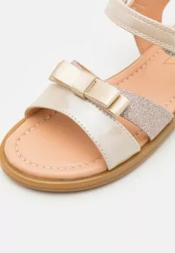 Friboo Sandalen 11 Friboo Sandalen -Aanbiedingen Elegant Schoenen Winkel e89e32880b784ceeb83fba639c15a71b