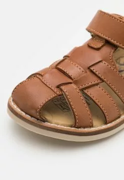 Friboo Disney Mickey And Friends Closed Sandals - Sandalen - Cognac -Aanbiedingen Elegant Schoenen Winkel fc7c87af3e364538a802eb58ab79fe50